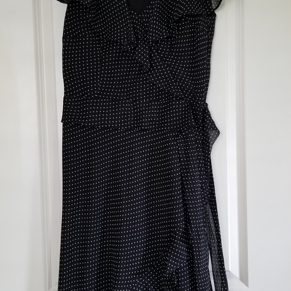 MADISON LEIGH chiffon polka dot dress - Picture 2 of 2